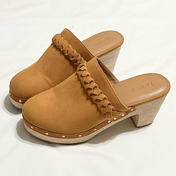 J. Crew Women’s Sueded Vegan Leather Clogs, Camel Tan with Gold Studs - 7 - Picture 1 of 16